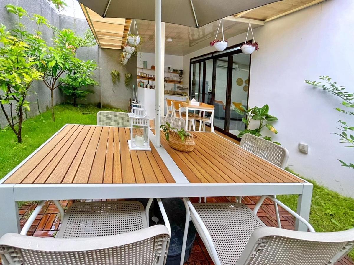 Larisa Homestay Syariah Padalarang Eksteriør billede